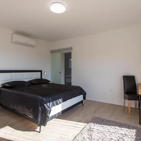 House Marion Holiday home Kastel Novi